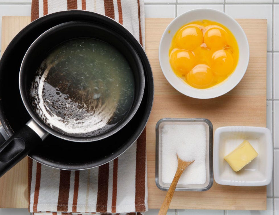Serveware, Ingredient, Dishware, Meal, Kitchen utensil, Cookware and bakeware, Mixing bowl, Bowl, Breakfast, Stove, 