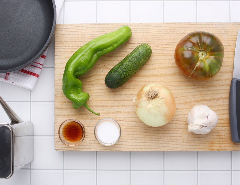 Food, Ingredient, Vegetable, Produce, Whole food, Vegan nutrition, Natural foods, Squash, Food group, Cutting board, 