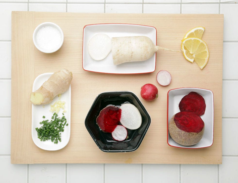 Food, Dishware, Ingredient, Cuisine, Tableware, Meal, Fruit, Dish, Lemon, Plate, 