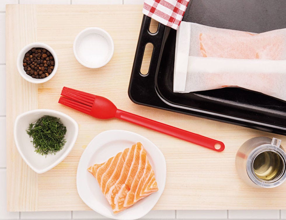 salmón con salsa de cebolla