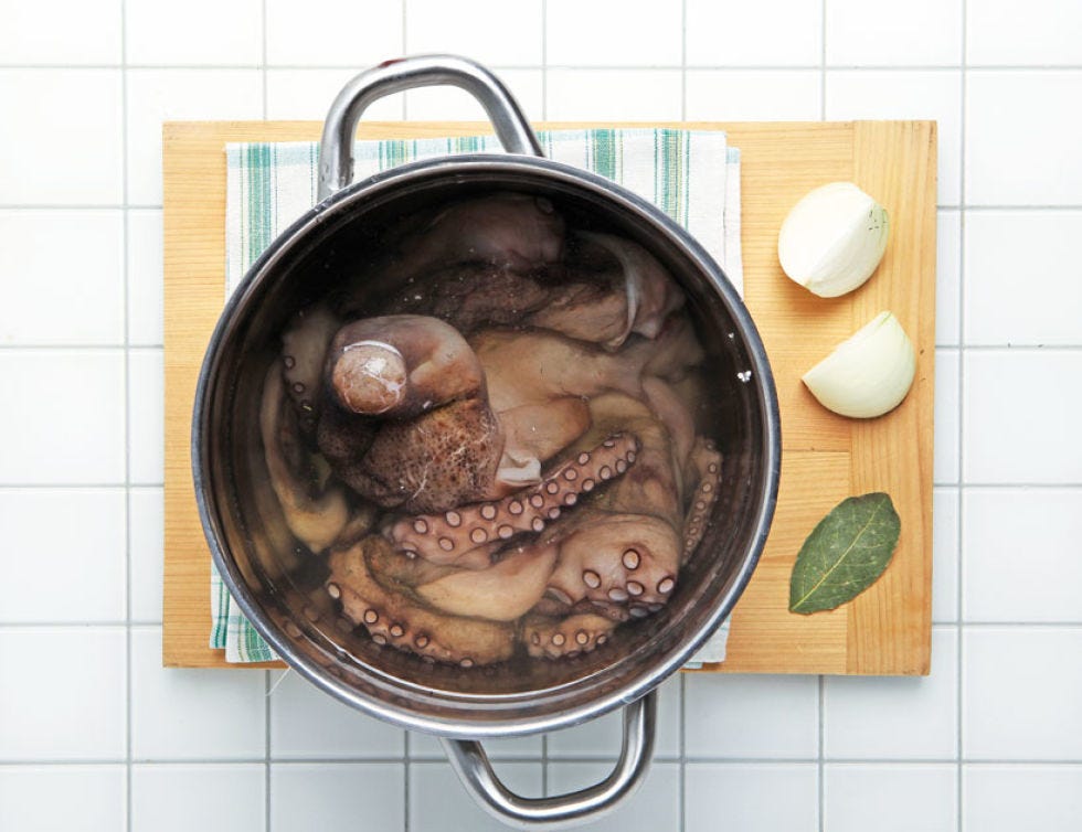 Ingredient, Tile, Produce, Recipe, Tile flooring, Cooking, Bowl, Offal, Meat, Edible mushroom, 