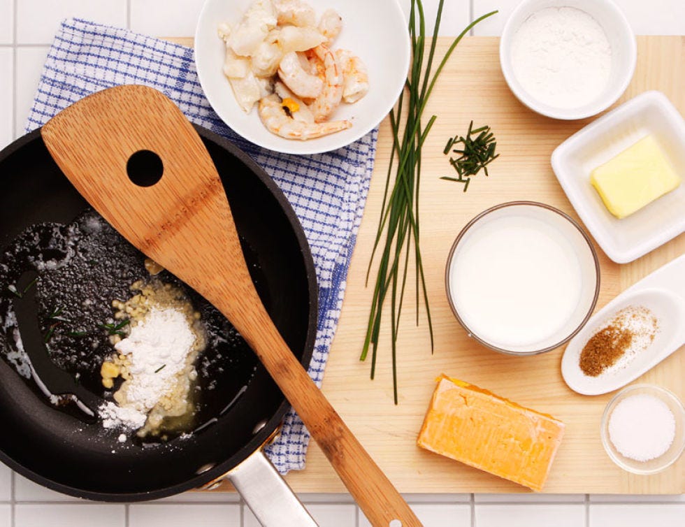 Food, Dishware, Serveware, Ingredient, Cuisine, Meal, Tableware, Dish, Kitchen utensil, Porcelain, 