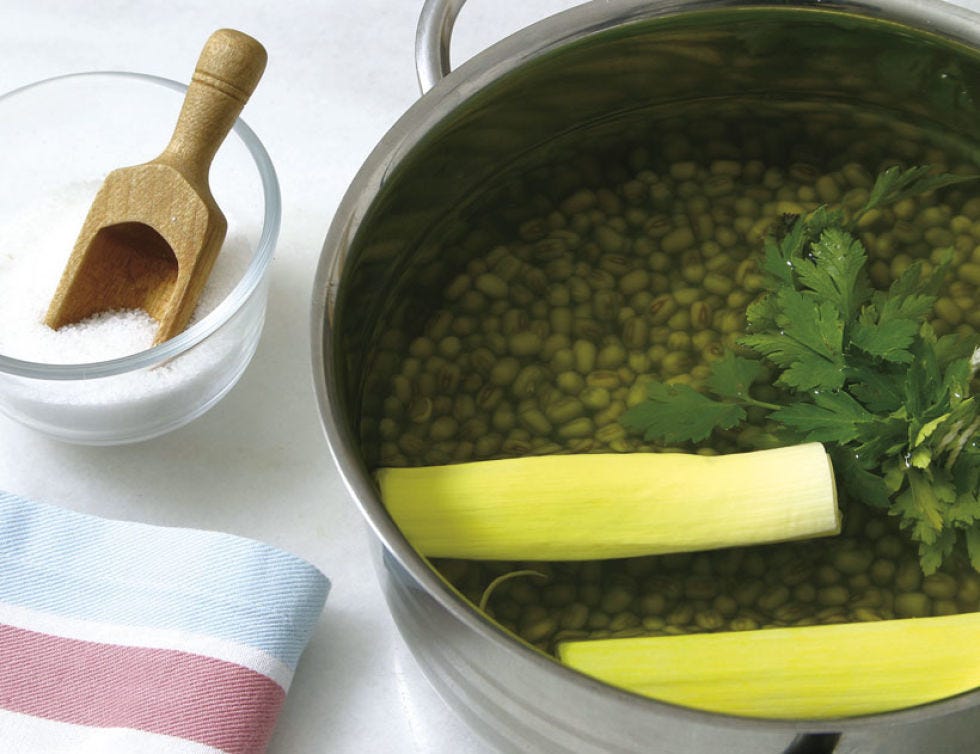 Ingredient, Food, Produce, Vegan nutrition, Whole food, Natural foods, Kitchen utensil, Flowering plant, Fruit, Dishware, 
