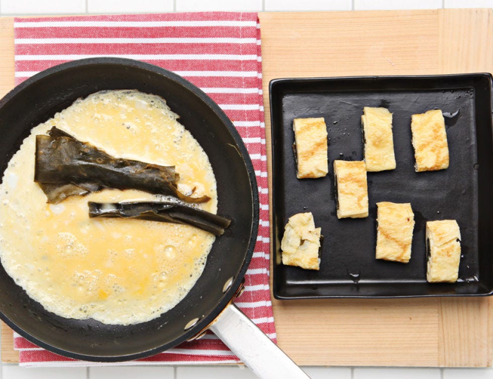 Food, Cuisine, Ingredient, Dish, Tableware, Recipe, Breakfast, Meal, Plate, Cookware and bakeware, 