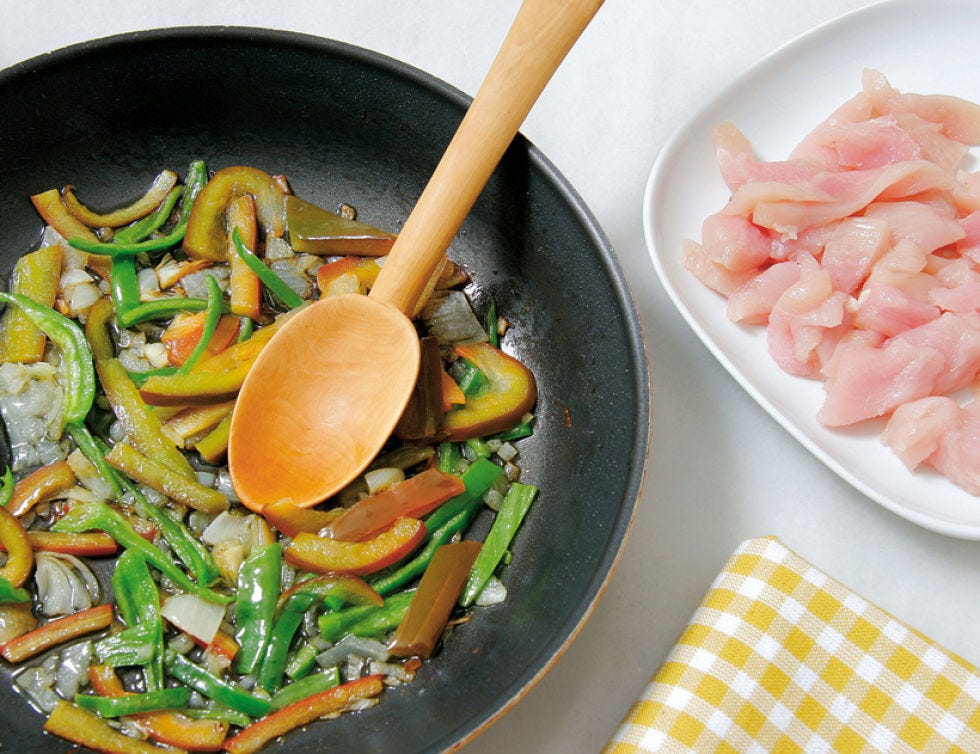 Food, Ingredient, Cuisine, Produce, Tableware, Vegetable, Recipe, Dishware, Cooking, Leaf vegetable, 