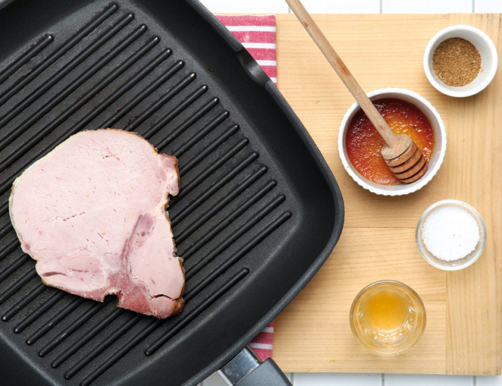 Serveware, Food, Ingredient, Drinkware, Barbecue grill, Cuisine, Tableware, Cooking, Cup, Drink, 