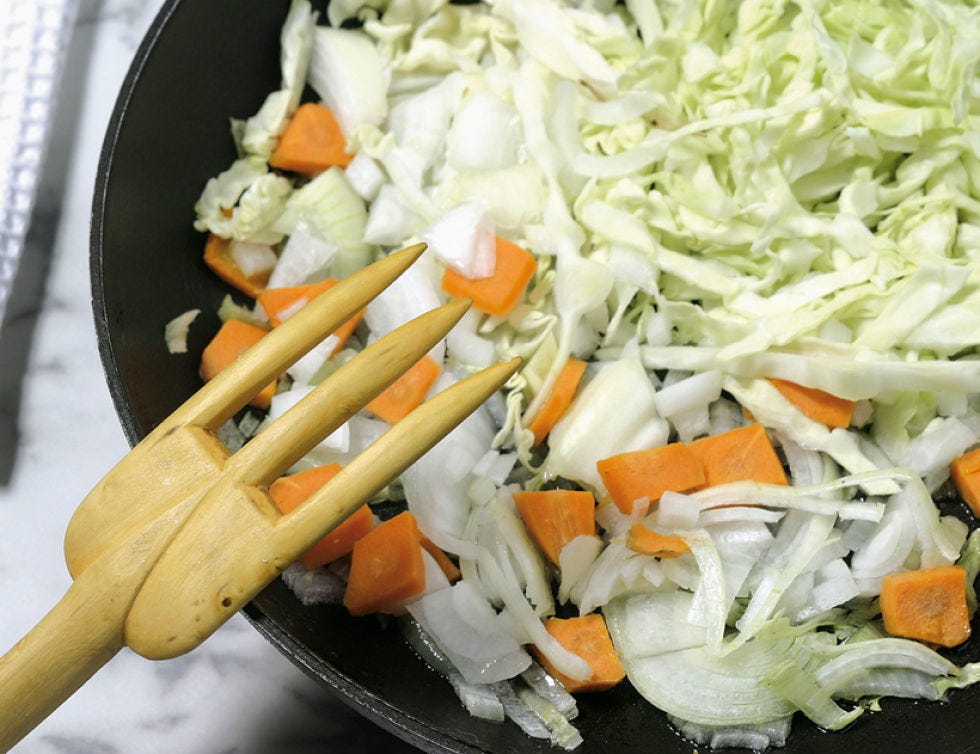 Food, Root vegetable, Ingredient, Vegetable, Produce, Carrot, Vegan nutrition, Cookware and bakeware, Recipe, Baby carrot, 
