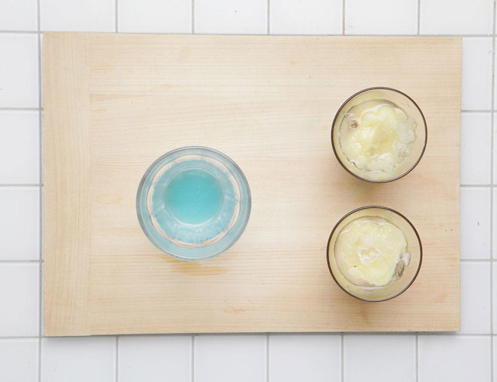 Teal, Aqua, Paint, Circle, Turquoise, Dishware, Plastic, Kitchen utensil, Dye, 