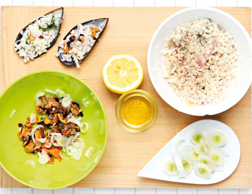 Food, Cuisine, Dishware, Lemon, Ingredient, White, Produce, Citrus, Tableware, Plate, 