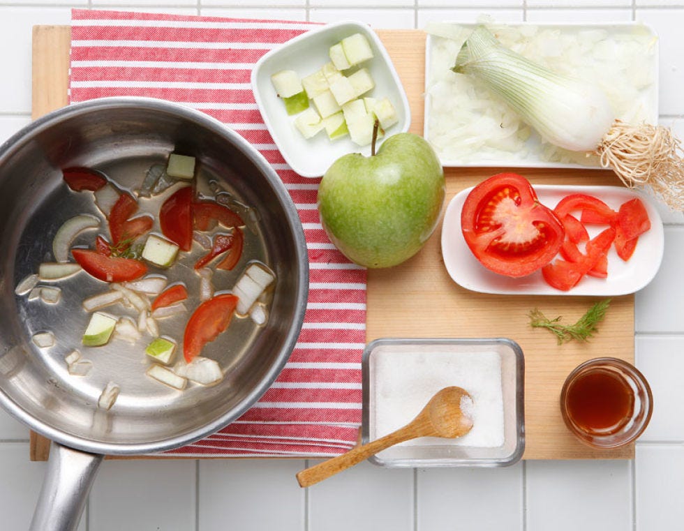 Food, Dishware, Produce, Vegan nutrition, Ingredient, Tableware, Natural foods, Vegetable, Fruit, Whole food, 