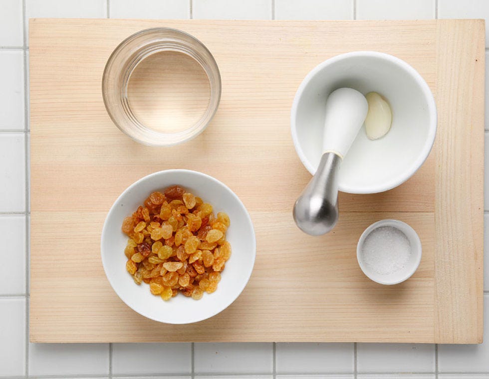 Food, Ingredient, Cuisine, Kitchen utensil, Meal, Corn flakes, Recipe, Spoon, Dishware, Dish, 