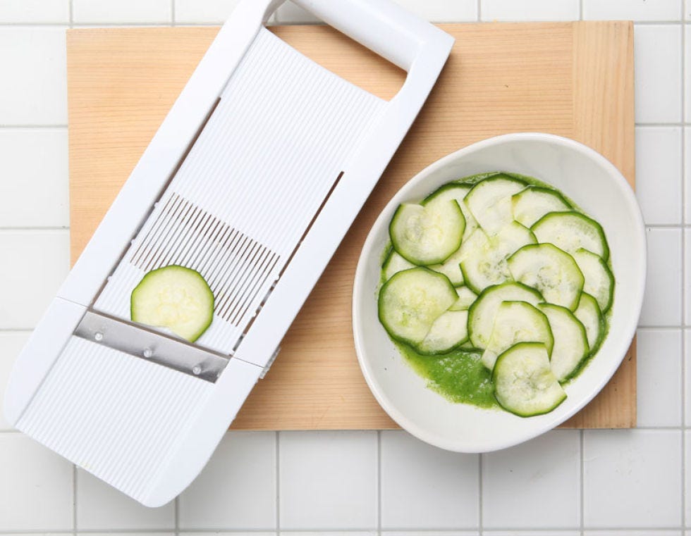 Green, Dishware, Food, Produce, Vegetable, Plate, Tableware, Cucumber, Fruit, Citrus, 
