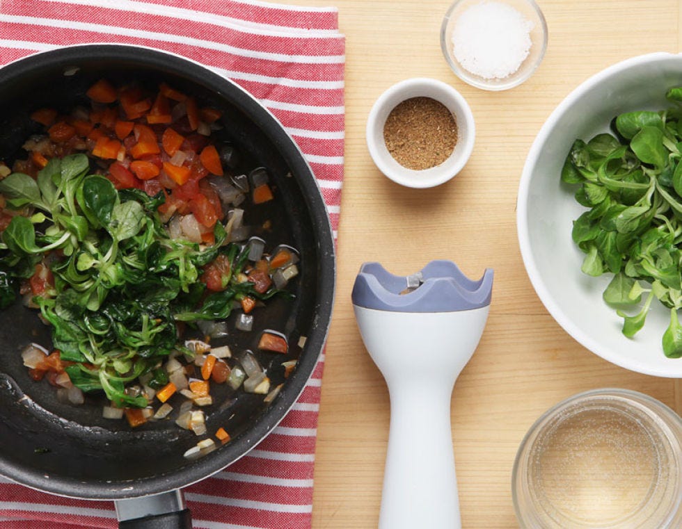 Food, Ingredient, Dishware, Produce, Kitchen utensil, Tableware, Vegetable, Bowl, Leaf vegetable, Cuisine, 