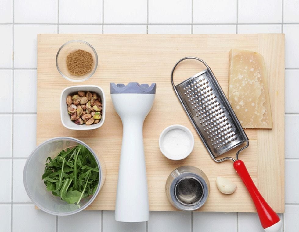 Ingredient, Food, Produce, Dishware, Cuisine, Leaf vegetable, Seed, Communication Device, Vegetable, Bowl, 