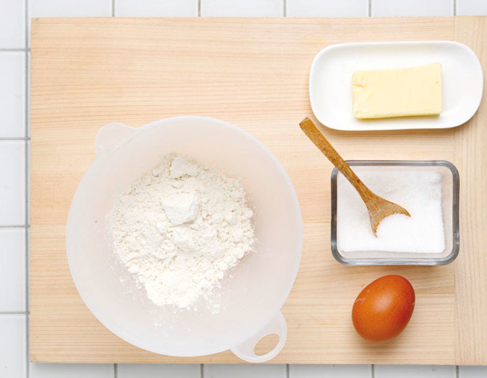 Flour, Ingredient, Food, Powder, Kitchen utensil, Corn starch, All-purpose flour, Bread flour, Whole-wheat flour, Wheat flour, 