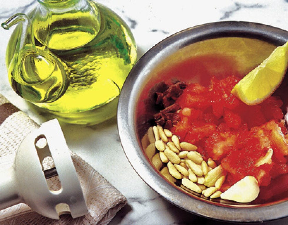 Fluid, Food, Liquid, Ingredient, Serveware, Produce, Oil, Tableware, Dish, Bowl, 