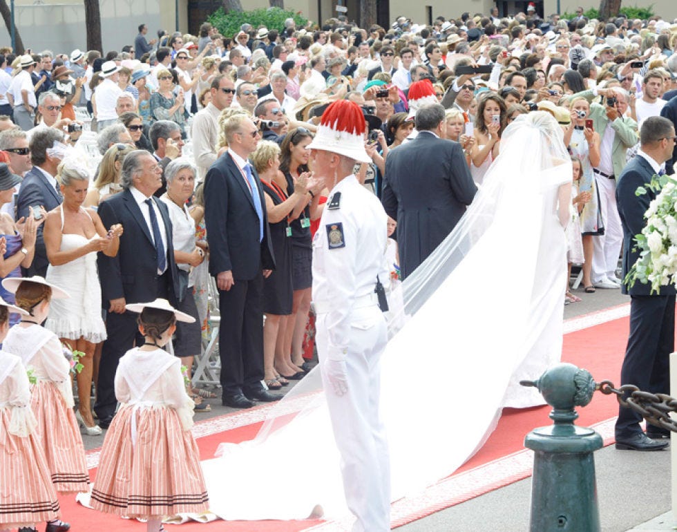 Event, Crowd, Dress, Tradition, Ceremony, Hat, Suit, Gown, Marriage, Bridal clothing, 