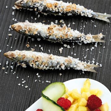Food, Fruit, Produce, Natural foods, Ingredient, Sweetness, Tableware, Dishware, Fruit salad, Plate, 