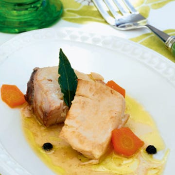 Food, Dishware, Cuisine, Ingredient, Serveware, Meat, Dish, Kitchen utensil, Recipe, Garnish, 