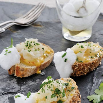 Food, Green, Ingredient, Finger food, Cuisine, Dish, Tableware, Recipe, Dishware, Drink, 
