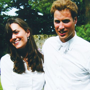 Face, Sleeve, Happy, Collar, Facial expression, People in nature, Long hair, Laugh, Brown hair, Bracelet, 