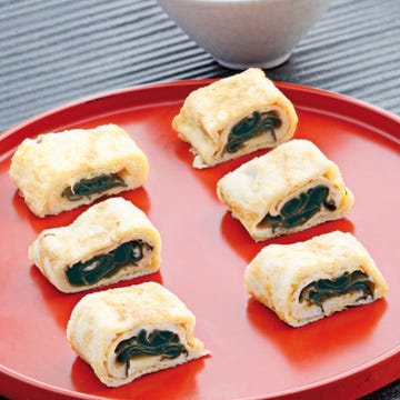 Cuisine, Food, Finger food, Dish, Serveware, Dishware, Ingredient, Tableware, Plate, Breakfast, 