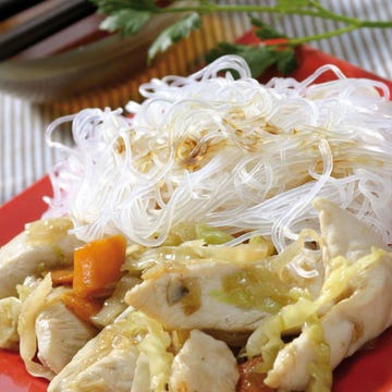 Food, Cuisine, Ingredient, Dish, Dishware, Tableware, Recipe, Kitchen utensil, Cellophane noodles, Rice vermicelli, 