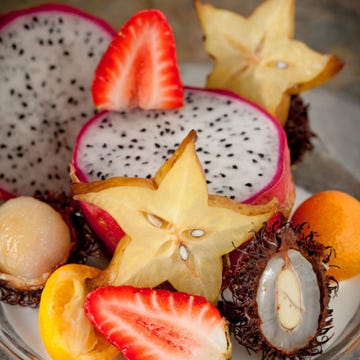 Food, Sweetness, Produce, Fruit, Natural foods, Ingredient, Serveware, Tableware, Strawberry, Strawberries, 