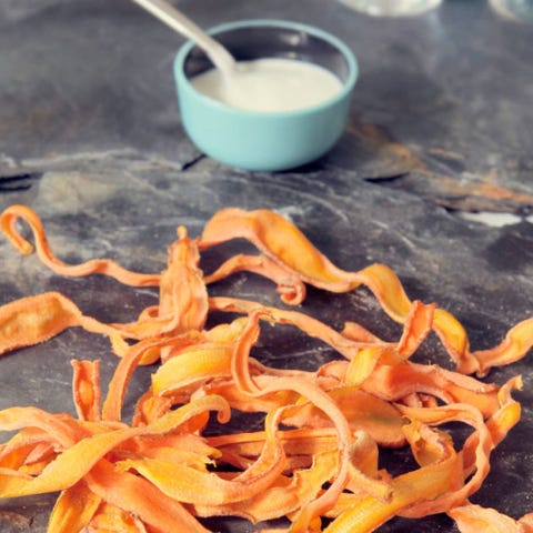 Orange, Ingredient, Food, Produce, Kitchen utensil, Recipe, Peach, Mixing bowl, Vegetable, Peel,