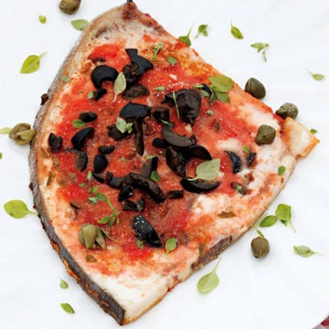 Food, Cuisine, Ingredient, Dish, Dishware, Plate, Tableware, Recipe, Garnish, Finger food, 