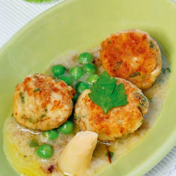 Food, Green, Dishware, Serveware, Dish, Cuisine, Recipe, Ingredient, Plate, Cooking, 