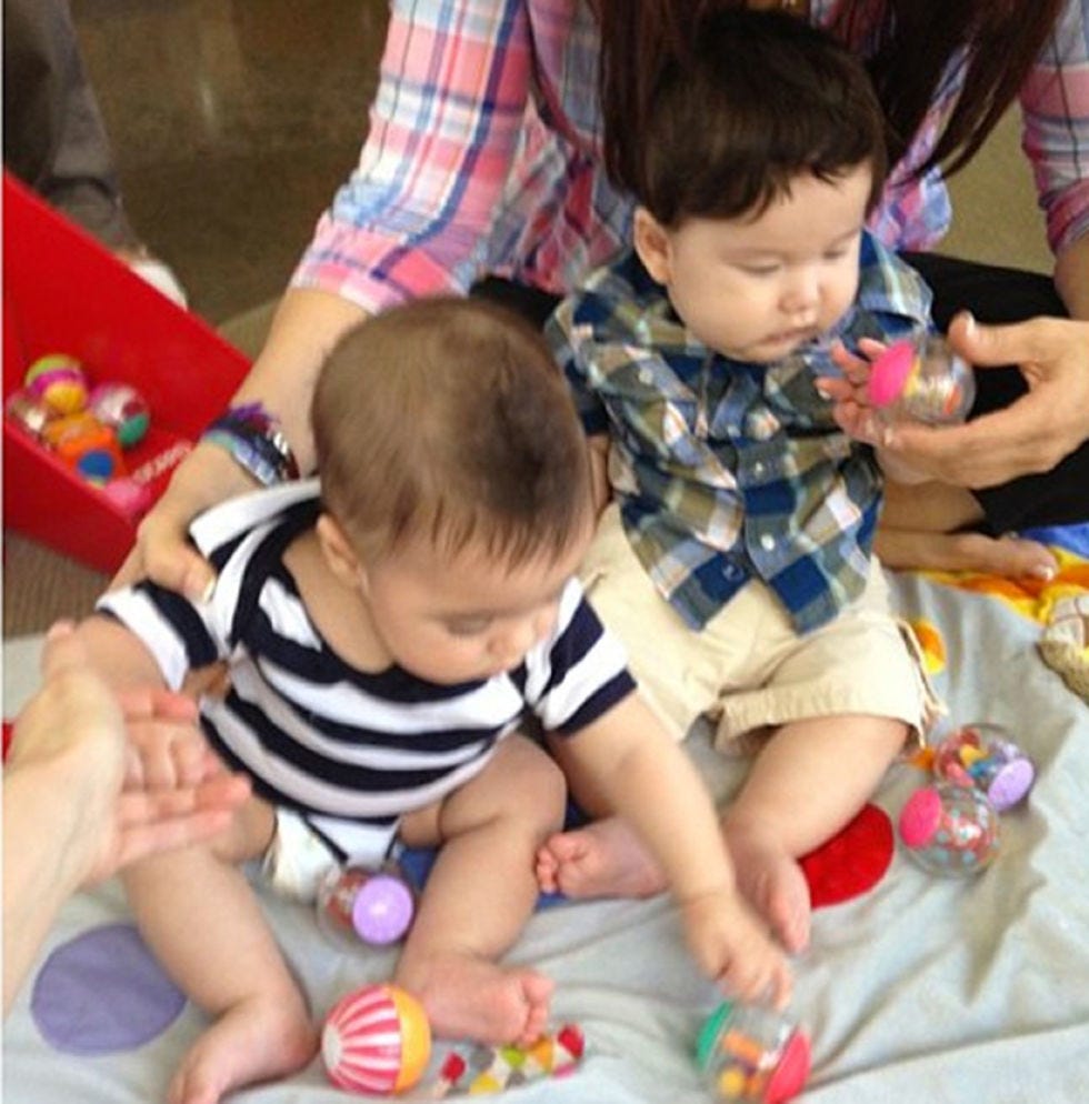Arm, Human, Human body, Hand, Child, Baby & toddler clothing, Comfort, Baby Products, Toddler, Baby toys, 