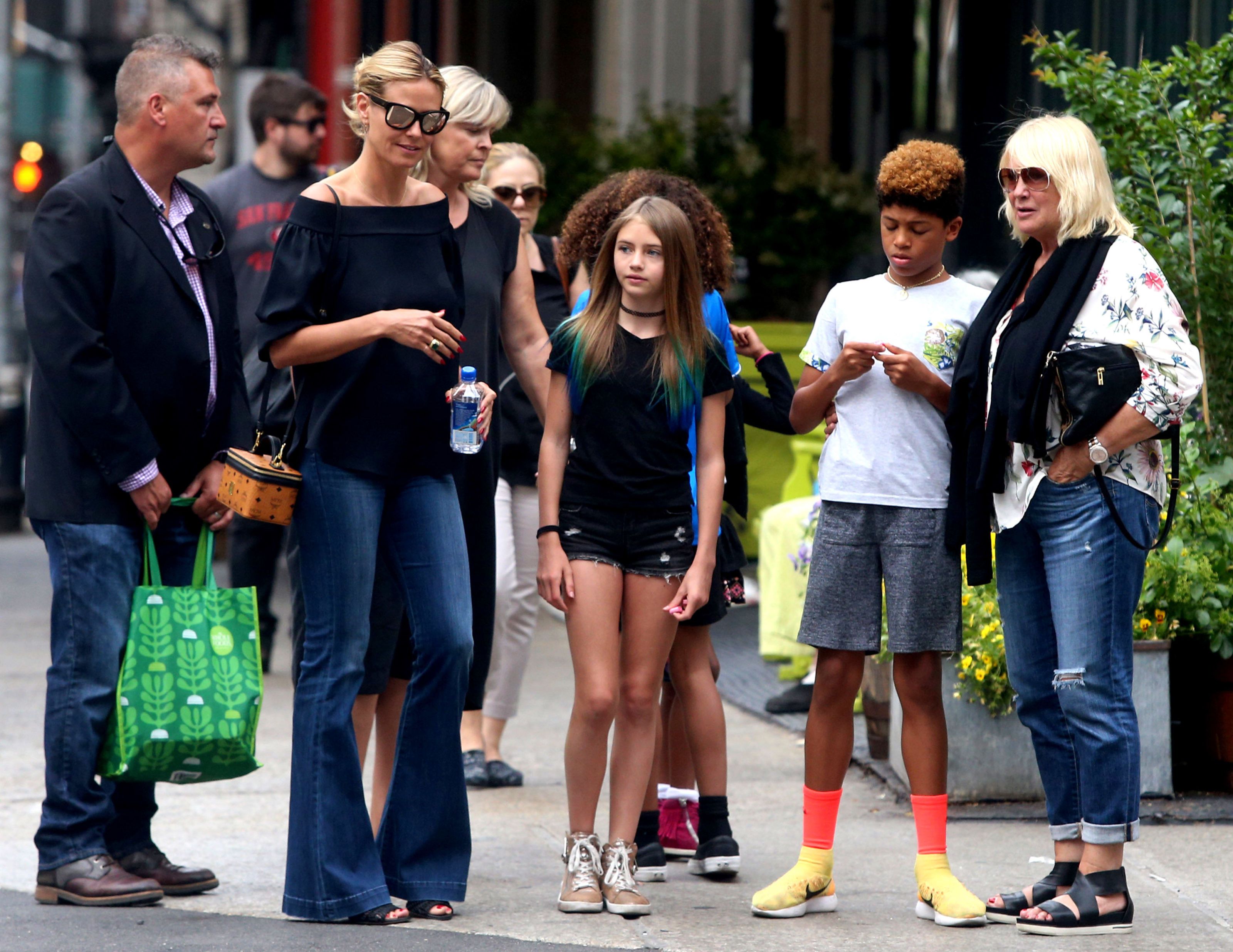 La Modelo Heidi Klum Pasa El Día Con Sus Hijos Por Las Calles De Nueva York