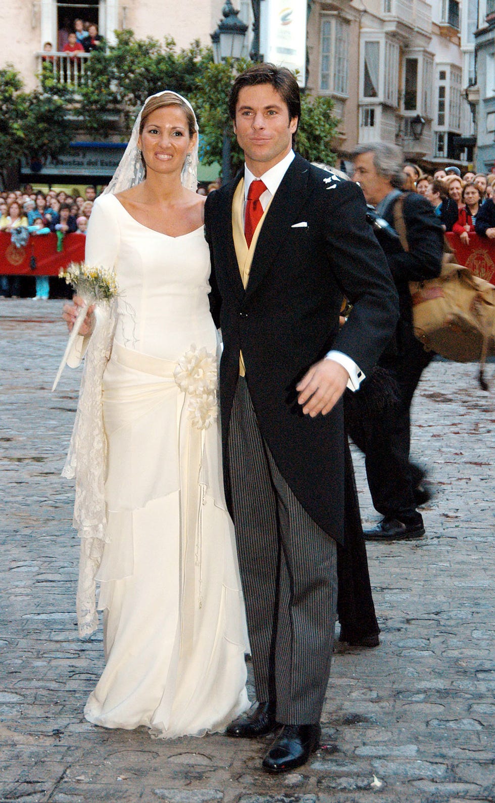 Clothing, Coat, Trousers, Event, Dress, Bridal clothing, Suit, Photograph, Outerwear, Formal wear, 