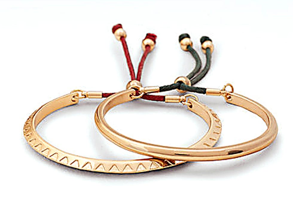 Jewellery, Earrings, Fashion accessory, Metal, Natural material, Body jewelry, Beige, Brass, Gemstone, Silver, 