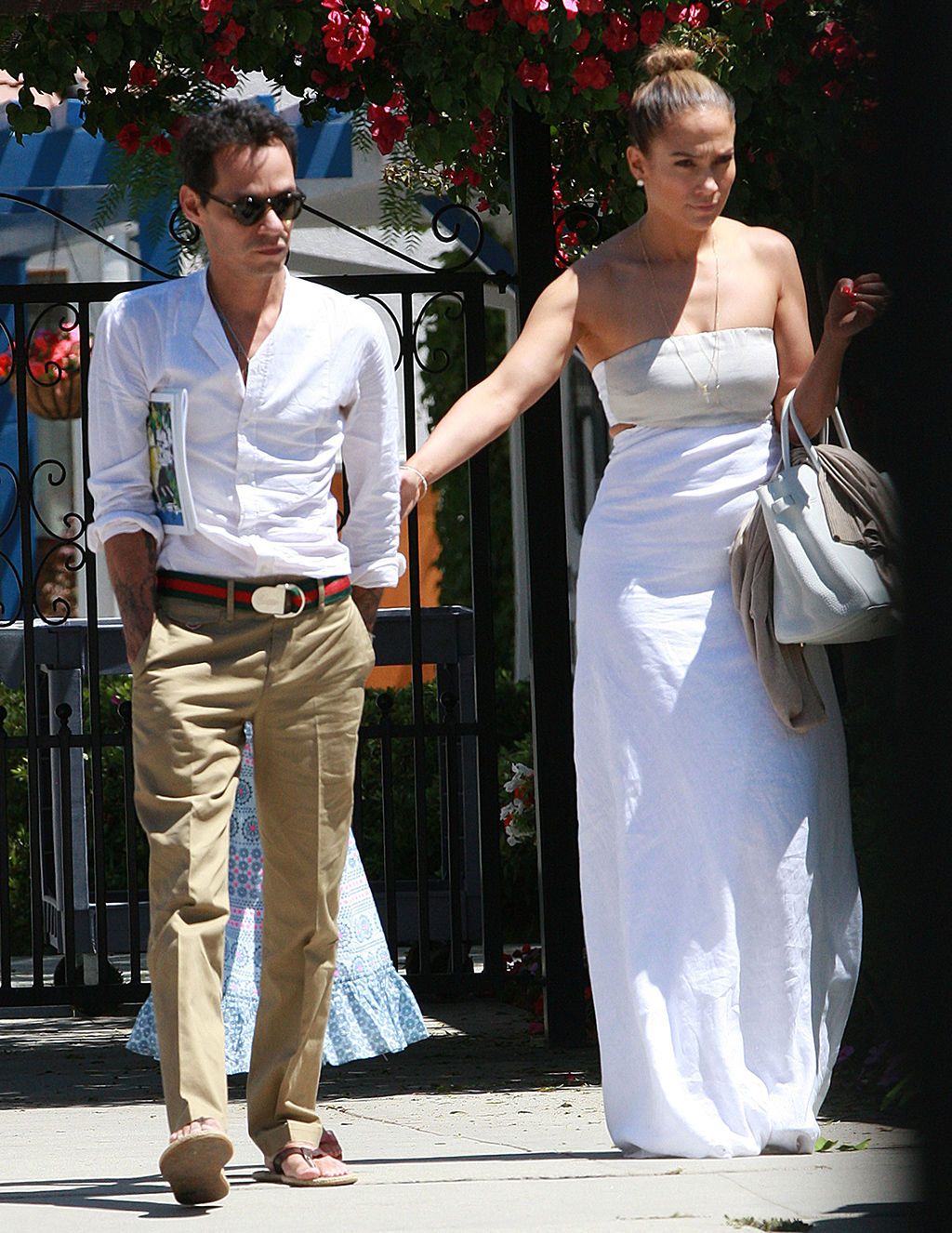 Clothing, Trousers, Shoulder, Shirt, Standing, Dress shirt, White, Red, Dress, Collar, 