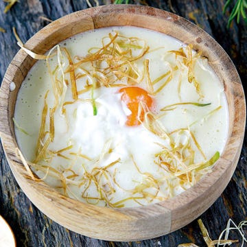 Crema de puerros y huevo
