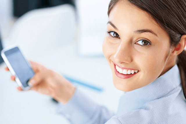 Smile, Lip, Eye, Skin, Forehead, Eyebrow, Eyelash, Communication Device, Portable communications device, Tooth, 
