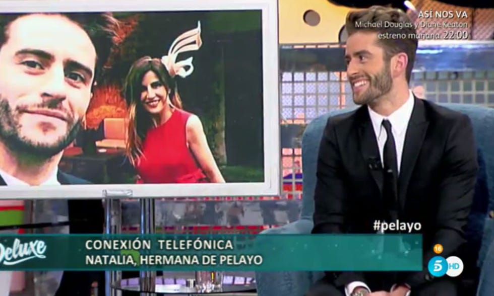 Smile, People, Facial hair, Facial expression, Moustache, Interaction, Suit, Display device, Newscaster, News, 