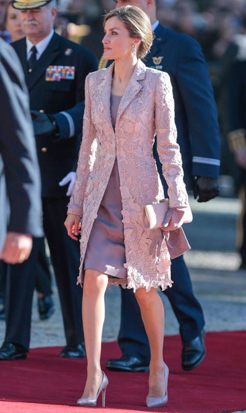 Clothing, Coat, Human leg, Outerwear, Flooring, Style, Formal wear, Suit, Dress, Blazer, 