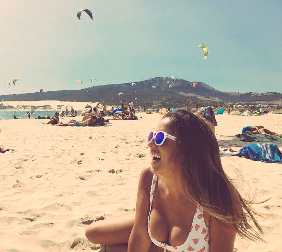 Eyewear, Vision care, Fun, Glasses, Tourism, Sand, Sunglasses, Brassiere, Windsports, Leisure, 