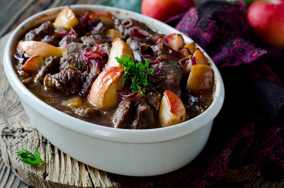 Food, Bowl, Recipe, Cuisine, Dish, Produce, Stew, Ingredient, Natural foods, Spoon, 