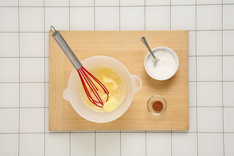 Dishware, Serveware, Food, Ingredient, Kitchen utensil, Tableware, Tile, Dish, Cuisine, Recipe, 