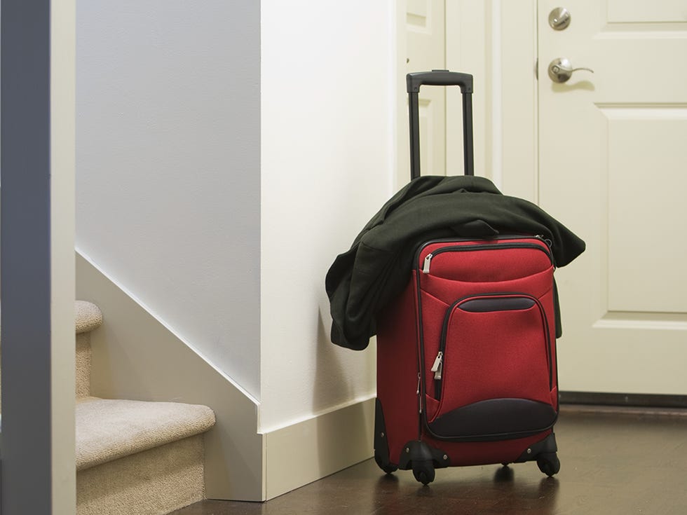 Product, Style, Baby Products, Luggage and bags, Rolling, Material property, Baggage, Cleanliness, Strap, Hand luggage, 