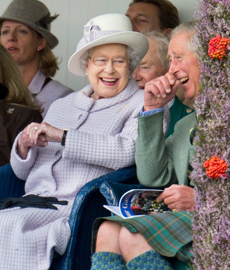 Nose, Human, People, Hat, Sitting, Happy, Facial expression, Tartan, Sun hat, Headgear, 