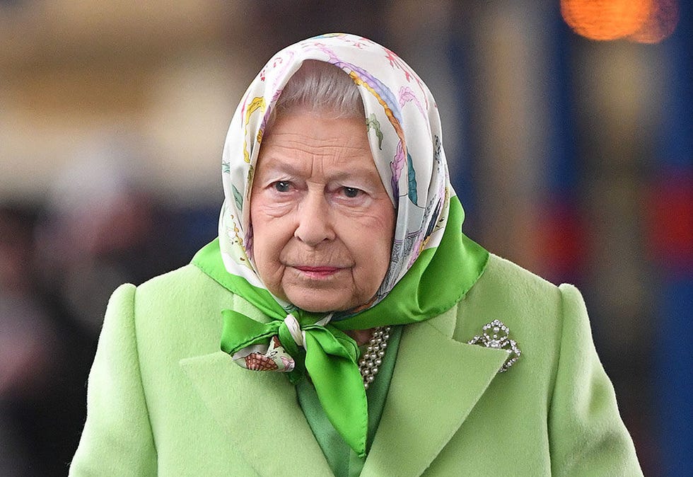 Cheek, Green, Wrinkle, Wrap, Portrait photography, Shawl, Stole, Portrait, 