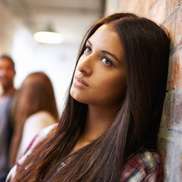 Lip, Hairstyle, Eyebrow, Eyelash, Organ, Street fashion, Beauty, Long hair, Black hair, Brown hair, 