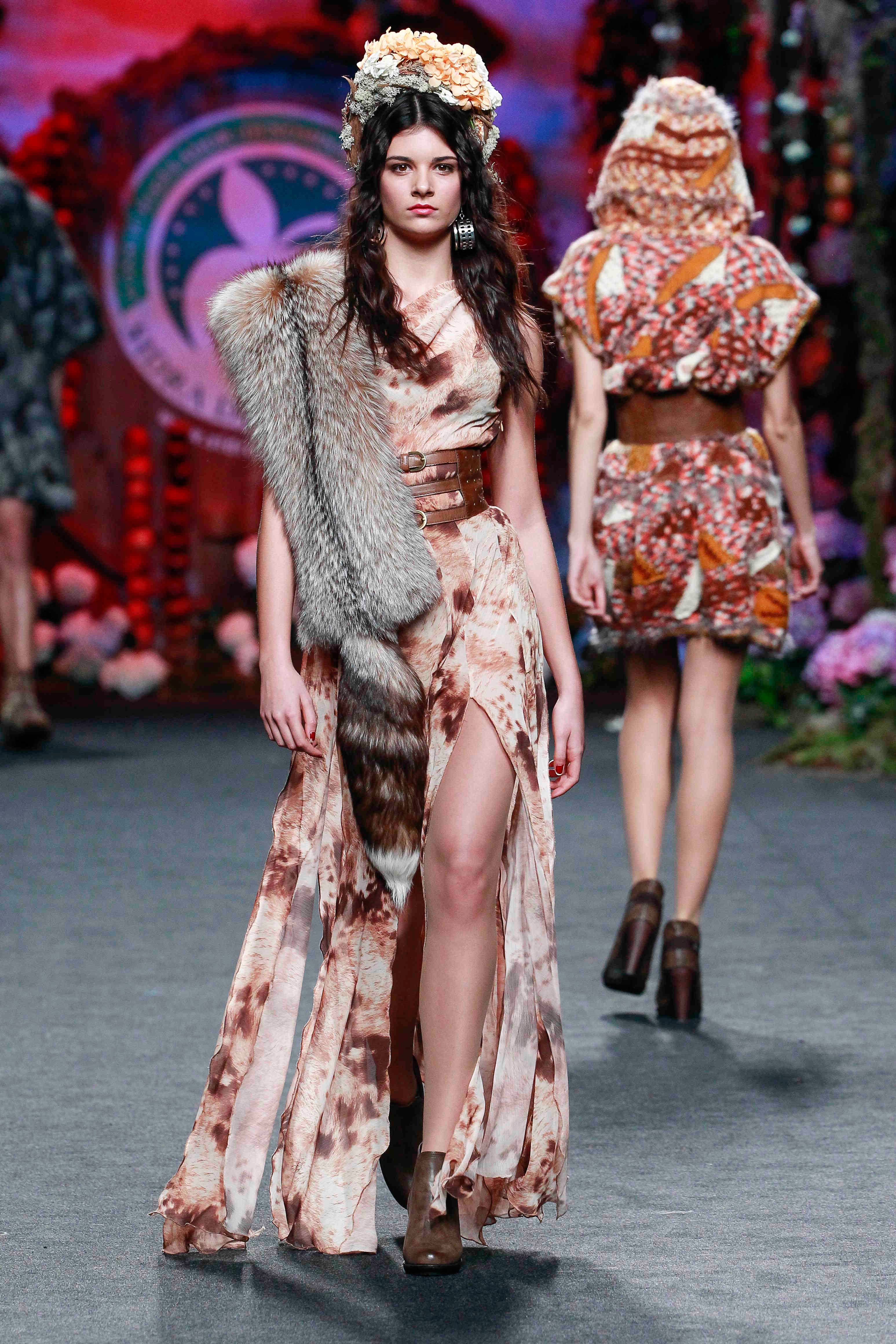 Human, Fashion show, Runway, Fashion model, Style, Dress, Headgear, Fashion, Street fashion, Model, 
