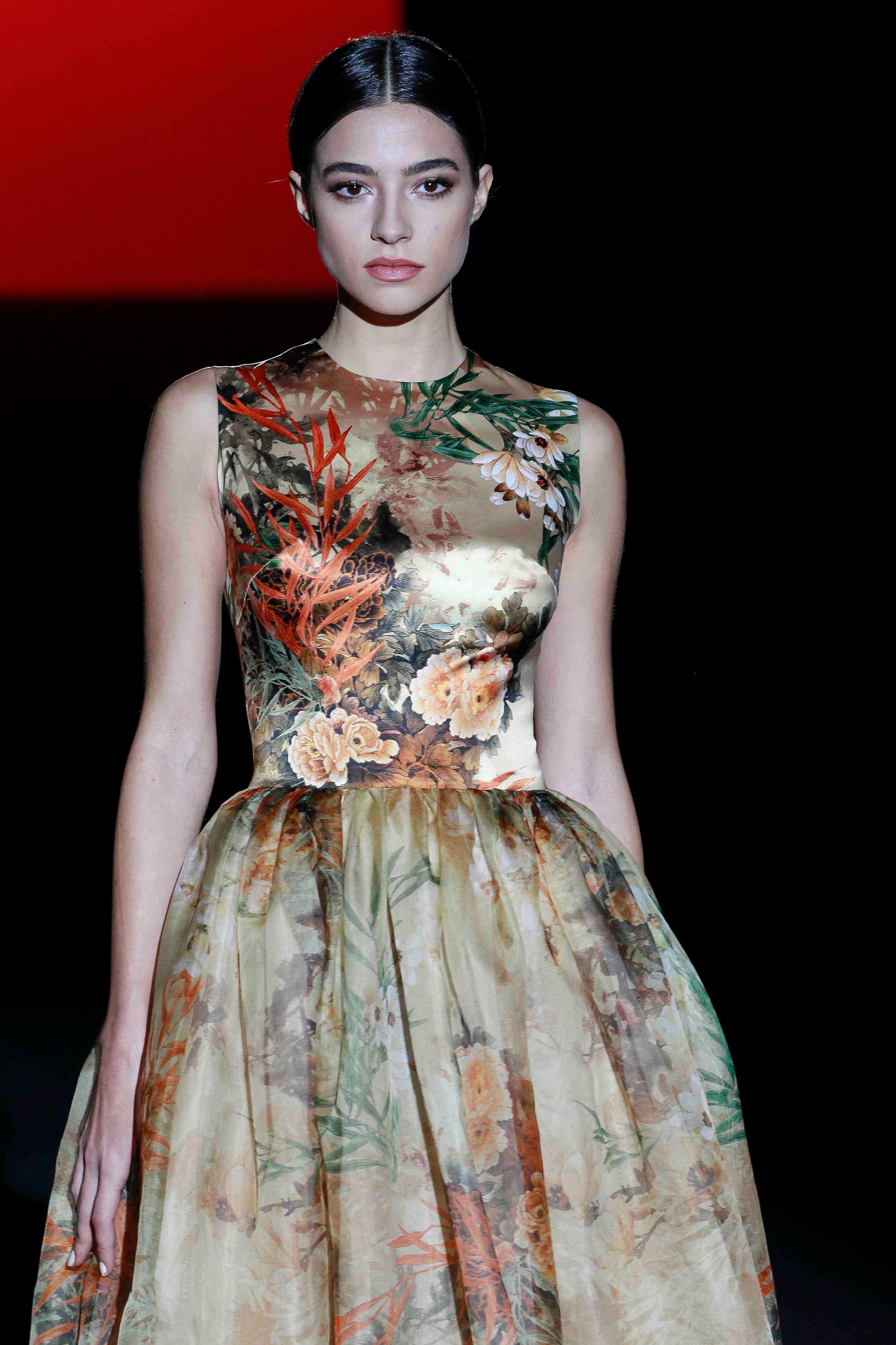 Clothing, Shoulder, Dress, Textile, Style, Formal wear, One-piece garment, Eyelash, Gown, Day dress, 