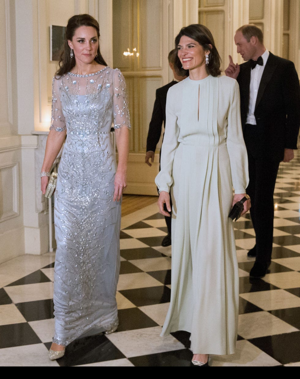 Clothing, Dress, White, Fashion, Haute couture, Gown, Fashion model, Formal wear, Bridal party dress, Fashion design, 